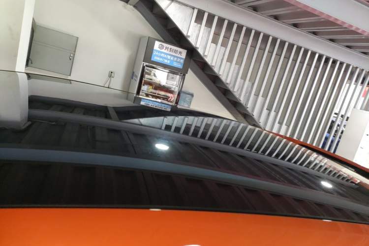 Used Zeekr 001 2024 WE Edition 95 kWh All-Wheel Drive Roof