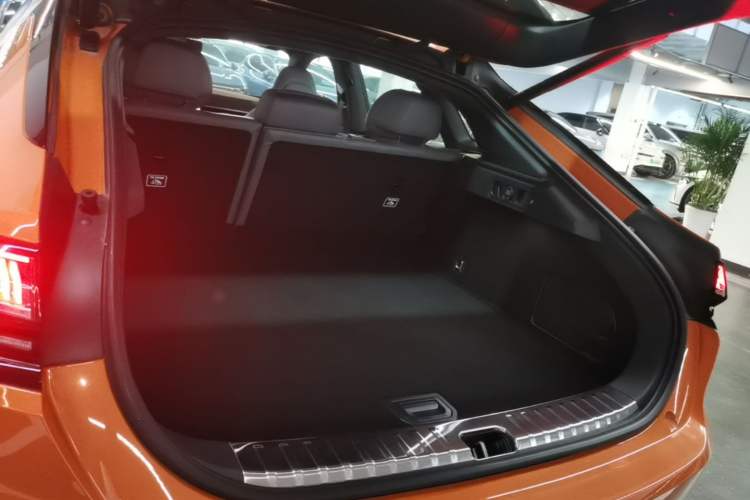 Used Zeekr 001 2024 WE Edition 100 kWh Rear-Drive Trunk