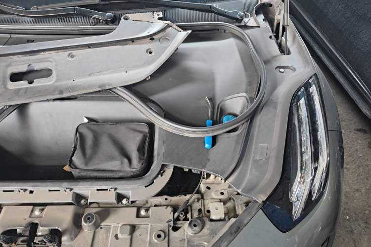 Used Zeekr 001 2024 WE Edition 95 kWh All-Wheel Drive Engine Bay Left