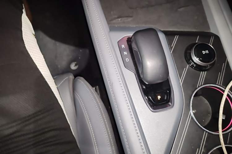 Used Zeekr 001 2024 WE Edition 100 kWh Rear-Drive Gear Lever