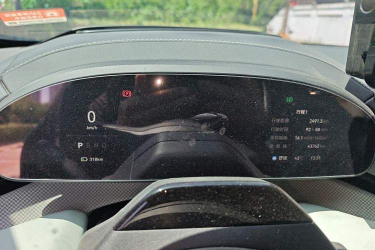 Used Zeekr 001 2024 WE Edition 100 kWh Rear-Drive Instrument Cluster