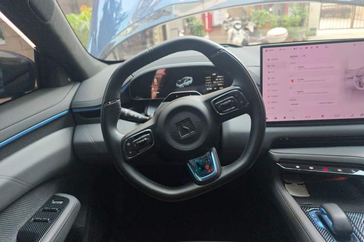 Used Zeekr 001 2024 WE Edition 100 kWh Rear-Drive Steering Wheel