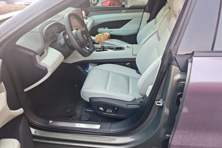 Used Zeekr 001 2024 WE Edition 100 kWh Rear-Drive Left Front Seat
