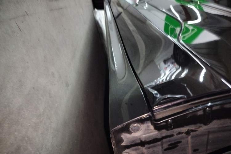 Used Zeekr 001 2024 ME Edition 100 kWh All-Wheel Drive Left Side Sill