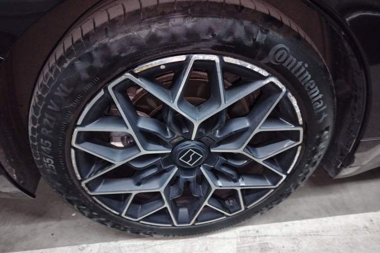 Used Zeekr 001 2024 ME Edition 100 kWh All-Wheel Drive Right Rear Wheel Hub