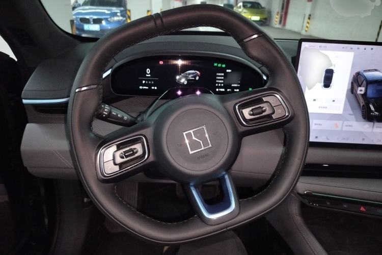 Used Zeekr 001 2024 ME Edition 100 kWh All-Wheel Drive Steering Wheel