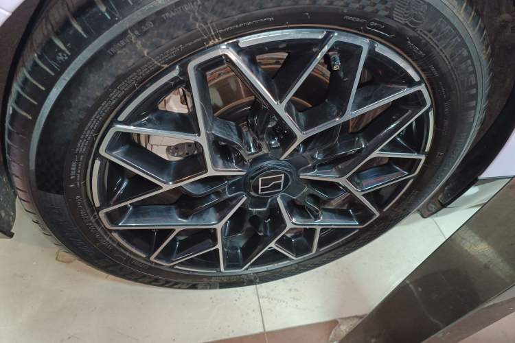 Used Zeekr 001 2024 ME Edition 100 kWh All-Wheel Drive Exterior 8