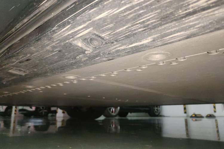 Used Zeekr 001 2024 WE Edition 95 kWh All-Wheel Drive Chassis Front Right
