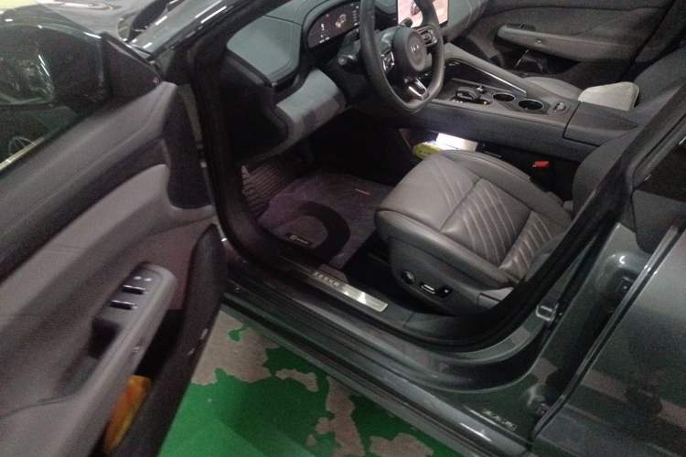 Used Zeekr 001 2024 ME Edition 100 kWh All-Wheel Drive Driver Seat