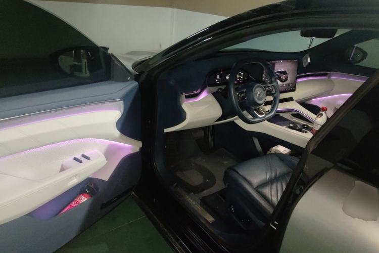 Used Zeekr 001 2024 WE Edition 95 kWh All-Wheel Drive Driver Seat