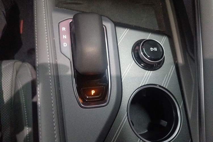 Used Zeekr 001 2024 ME Edition 100 kWh All-Wheel Drive Gear Lever