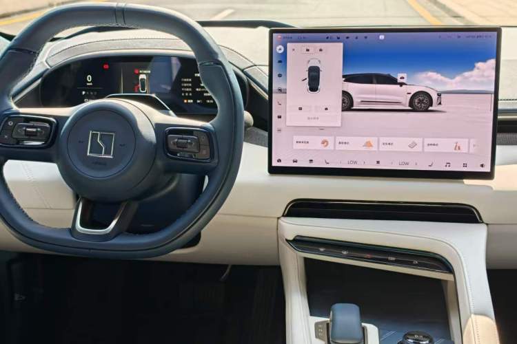 Used Zeekr 001 2024 WE Edition 100 kWh Rear-Drive Audio And AC Panel