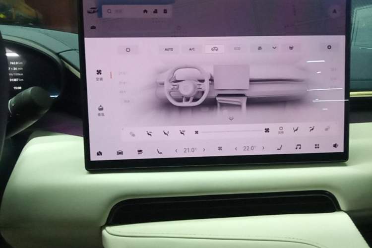 Used Zeekr 001 2024 WE Edition 95 kWh All-Wheel Drive Audio And AC Panel