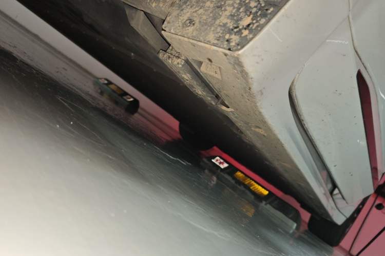 Used Zeekr 001 2024 YOU Edition 100 kWh All-Wheel Drive Chassis Front Left