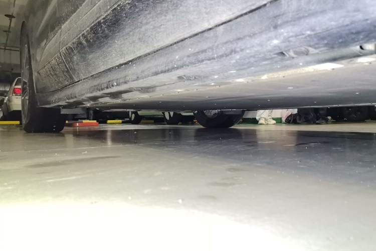 Used Zeekr 001 2024 YOU Edition 100 kWh All-Wheel Drive Chassis Front Right