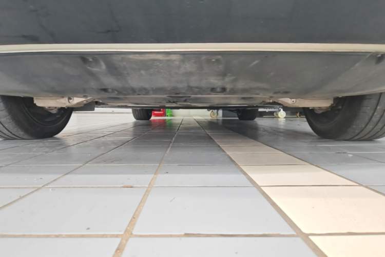 Used Zeekr 001 2024 WE Edition 100 kWh Rear-Drive Chassis Rear