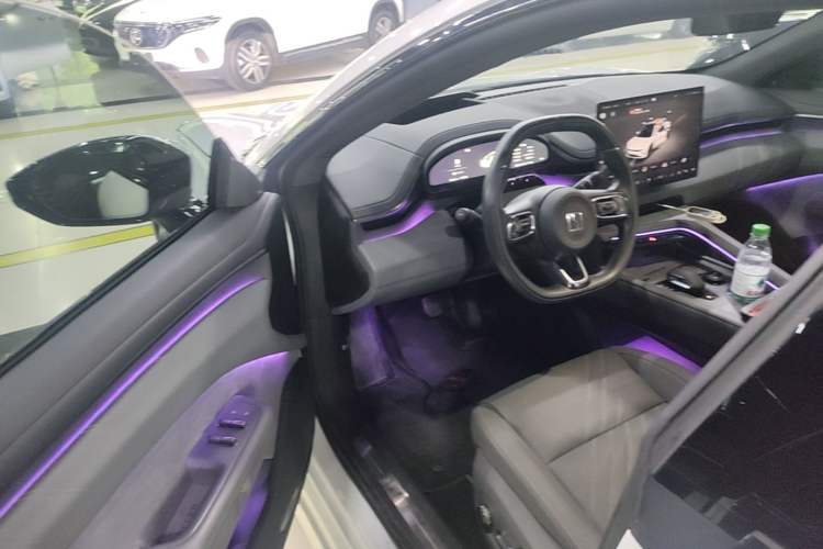 Used Zeekr 001 2024 YOU Edition 100 kWh All-Wheel Drive Driver Seat