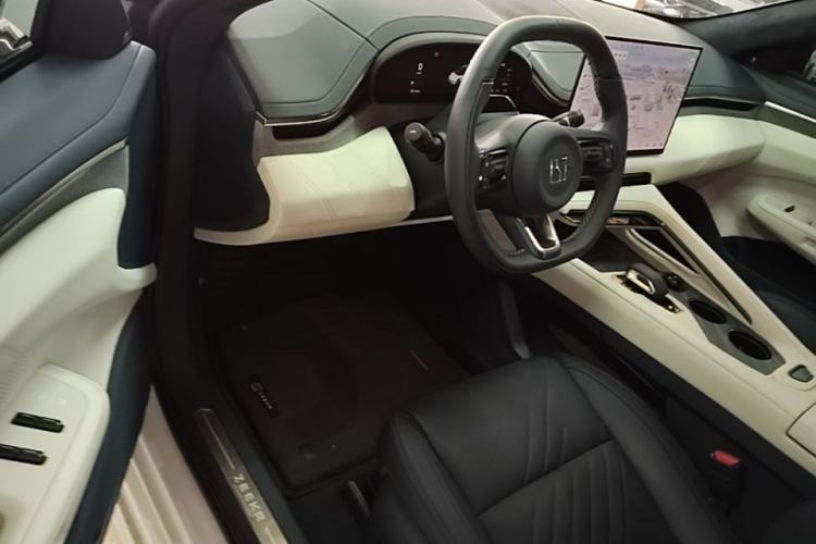 Used Zeekr 001 2024 WE Edition 100 kWh Rear-Drive Driver Seat