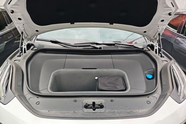 Used Zeekr 001 2024 WE Edition 100 kWh Rear-Drive Engine Bay
