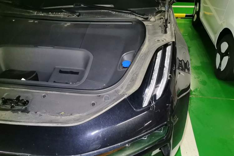 Used Zeekr 001 2024 YOU Edition 100 kWh All-Wheel Drive Engine Bay Left