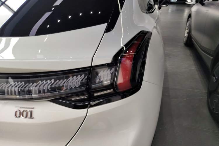 Used Zeekr 001 2024 YOU Edition 100 kWh All-Wheel Drive Exterior 4