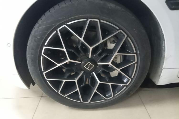 Used Zeekr 001 2024 WE Edition 95 kWh All-Wheel Drive Exterior 4