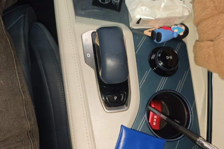 Used Zeekr 001 2024 YOU Edition 100 kWh All-Wheel Drive Gear Lever