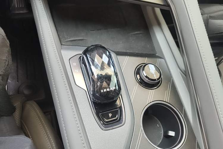 Used Zeekr 001 2024 ME Edition 100 kWh All-Wheel Drive Gear Lever