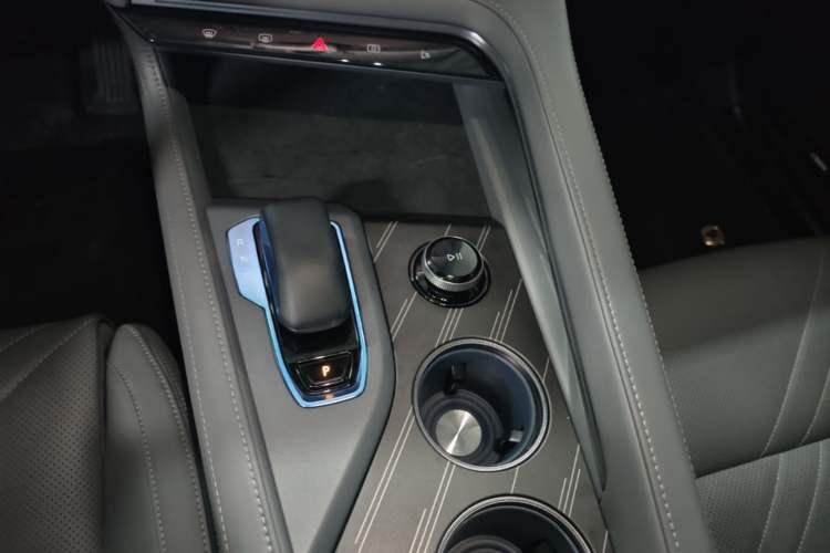 Used Zeekr 001 2024 ME Edition 100 kWh All-Wheel Drive Gear Lever