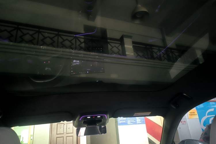 Used Zeekr 001 2024 WE Edition 95 kWh All-Wheel Drive Headliner