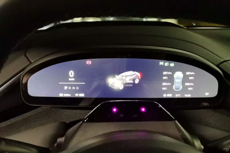 Used Zeekr 001 2024 YOU Edition 100 kWh All-Wheel Drive Instrument Cluster