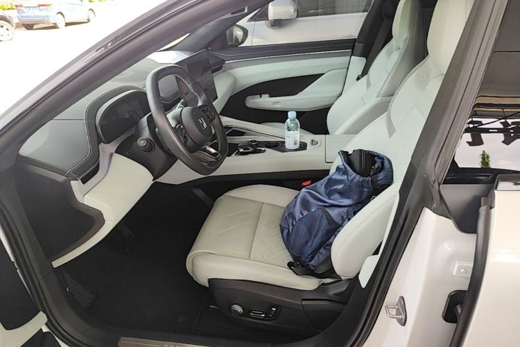 Used Zeekr 001 2024 YOU Edition 100 kWh All-Wheel Drive Left Front Seat