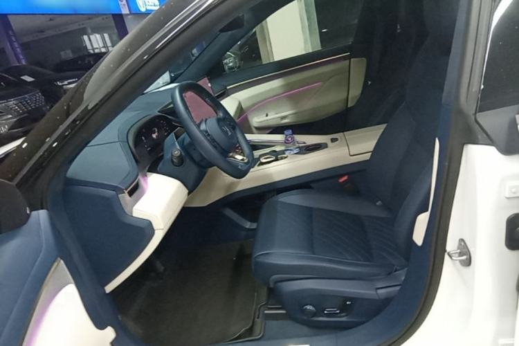 Used Zeekr 001 2024 WE Edition 95 kWh All-Wheel Drive Left Front Seat