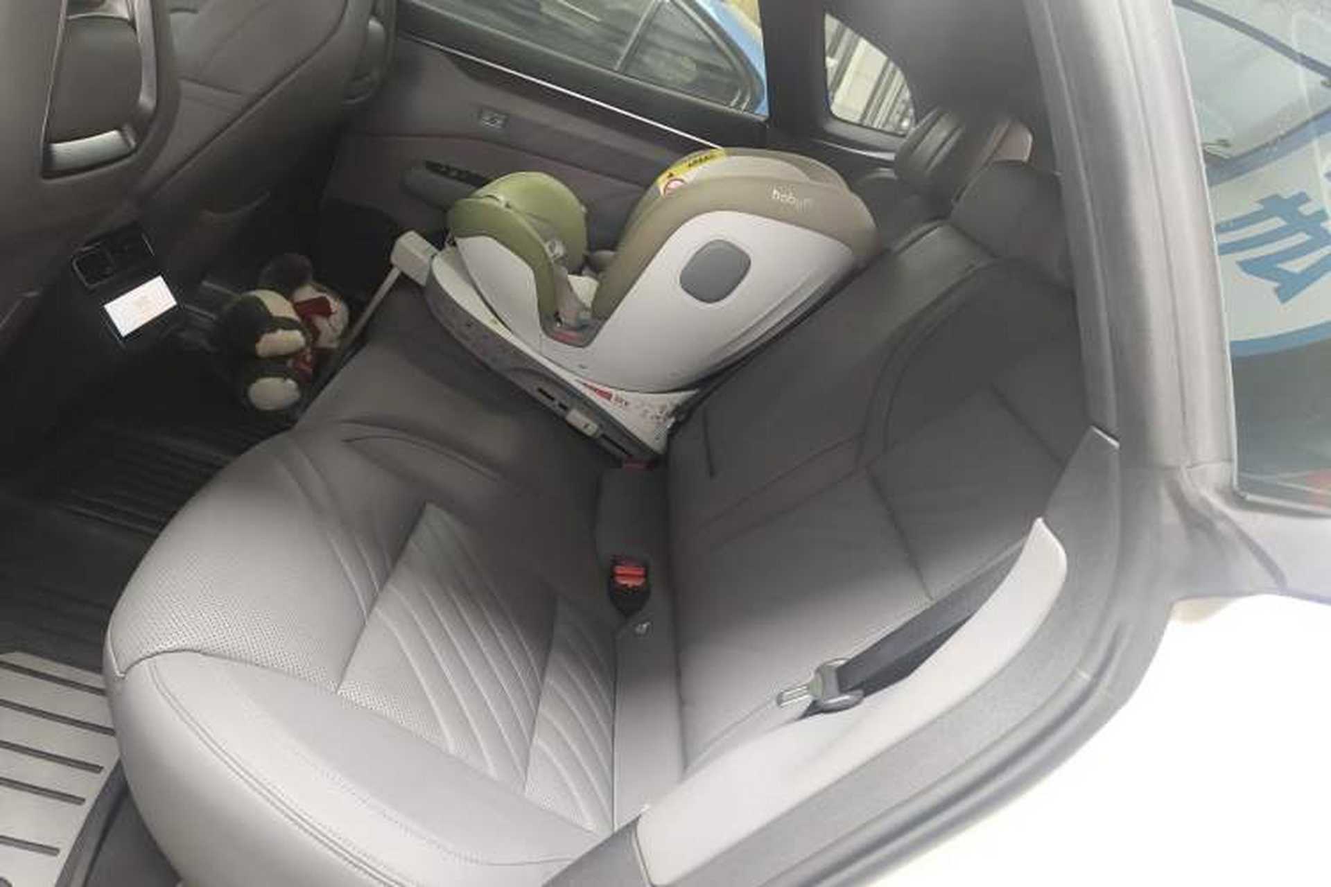 Used Zeekr 001 2024 ME Edition 100 kWh All-Wheel Drive Left Rear Seat