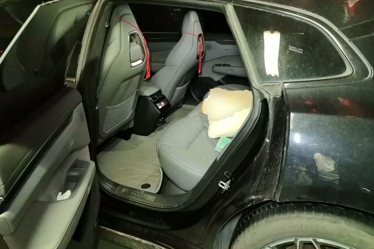 Used Zeekr 001 2024 YOU Edition 100 kWh All-Wheel Drive Left Rear Seat