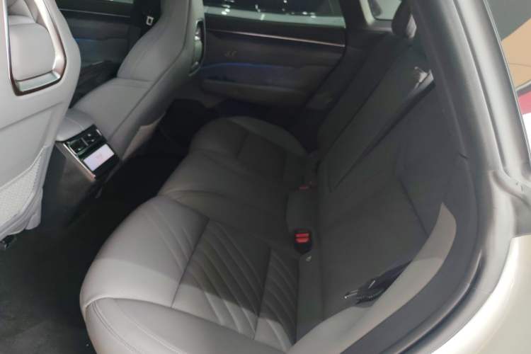 Used Zeekr 001 2024 WE Edition 100 kWh Rear-Drive Left Rear Seat