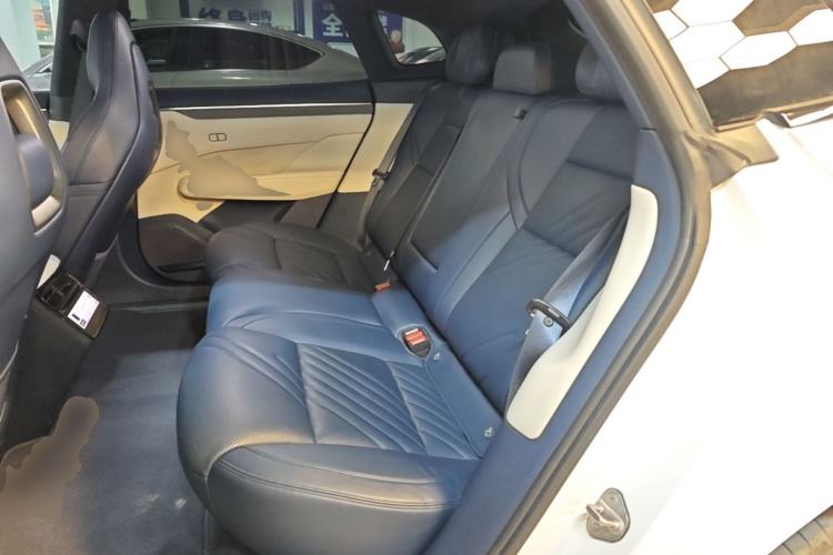 Used Zeekr 001 2024 YOU Edition 100 kWh All-Wheel Drive Left Rear Seat