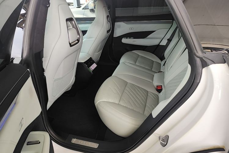 Used Zeekr 001 2024 YOU Edition 100 kWh All-Wheel Drive Left Rear Seat