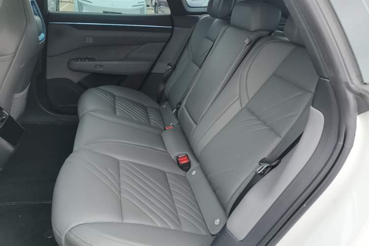 Used Zeekr 001 2024 WE Edition 100 kWh Rear-Drive Left Rear Seat