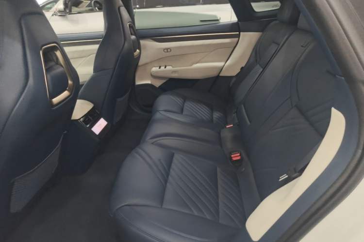 Used Zeekr 001 2024 ME Edition 100 kWh All-Wheel Drive Left Rear Seat