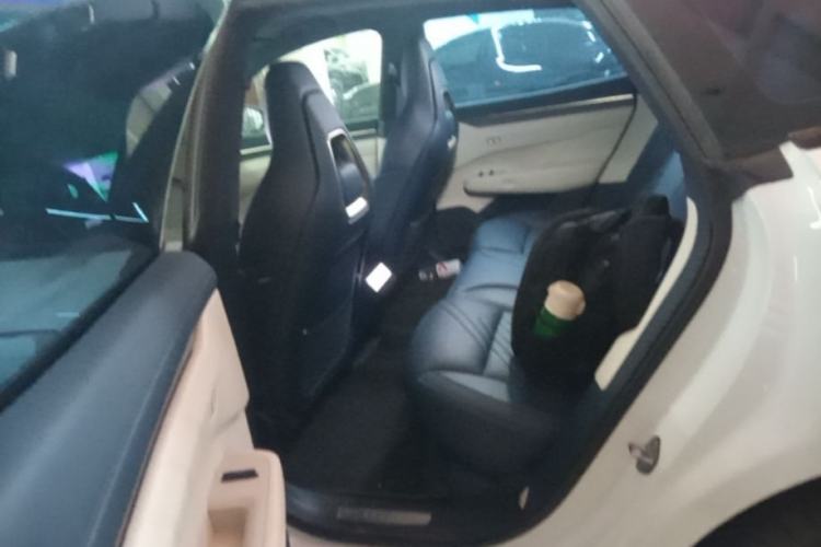 Used Zeekr 001 2024 WE Edition 95 kWh All-Wheel Drive Left Rear Seat