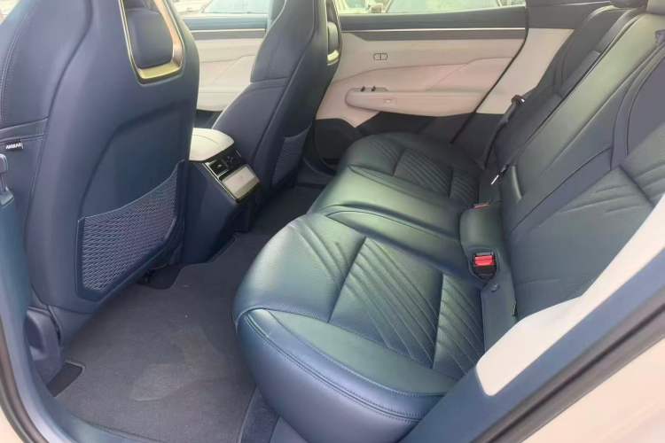 Used Zeekr 001 2024 WE Edition 95 kWh All-Wheel Drive Left Rear Seat