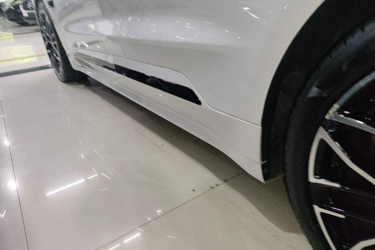Used Zeekr 001 2024 YOU Edition 100 kWh All-Wheel Drive Left Side Sill