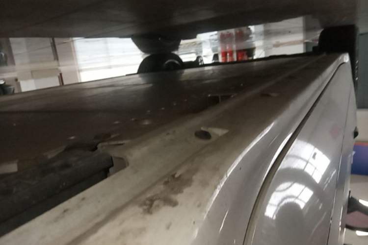 Used Zeekr 001 2024 WE Edition 95 kWh All-Wheel Drive Left Side Sill