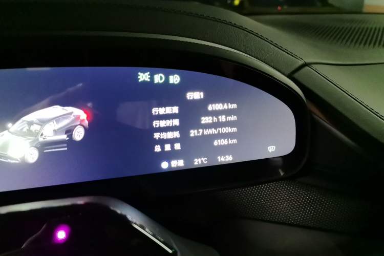 Used Zeekr 001 2024 YOU Edition 100 kWh All-Wheel Drive Odometer Close Up
