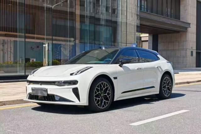 Used Zeekr 001 2024 WE Edition 100 kWh Rear-Drive