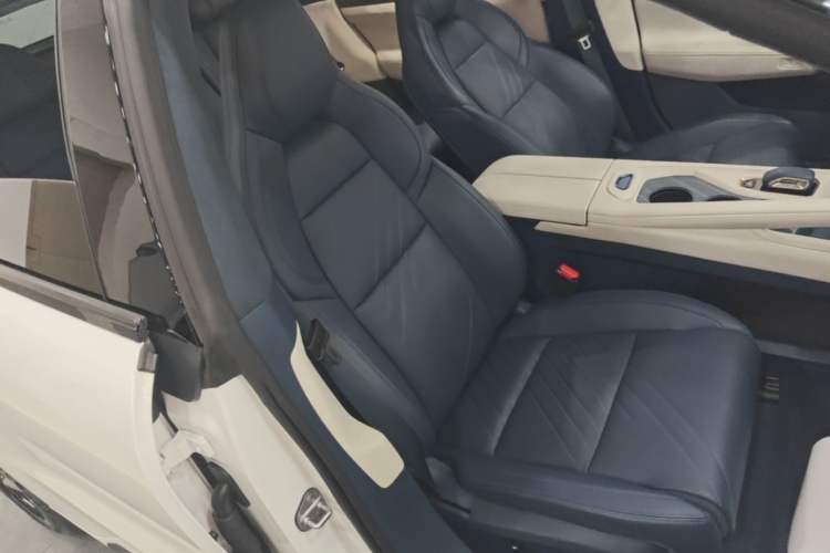 Used Zeekr 001 2024 ME Edition 100 kWh All-Wheel Drive Right Front Seat