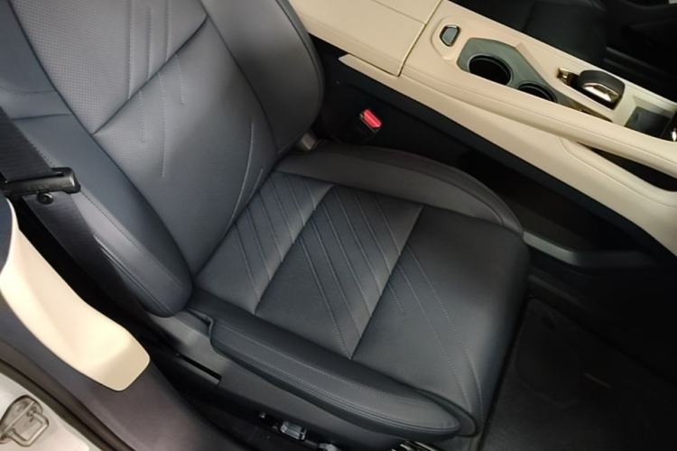 Used Zeekr 001 2024 WE Edition 100 kWh Rear-Drive Right Front Seat