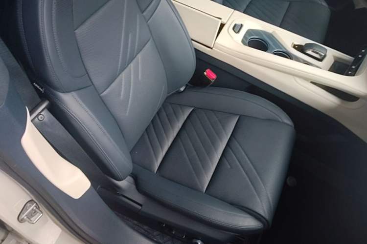Used Zeekr 001 2024 WE Edition 100 kWh Rear-Drive Right Front Seat