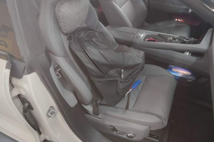Used Zeekr 001 2024 WE Edition 100 kWh Rear-Drive Right Front Seat